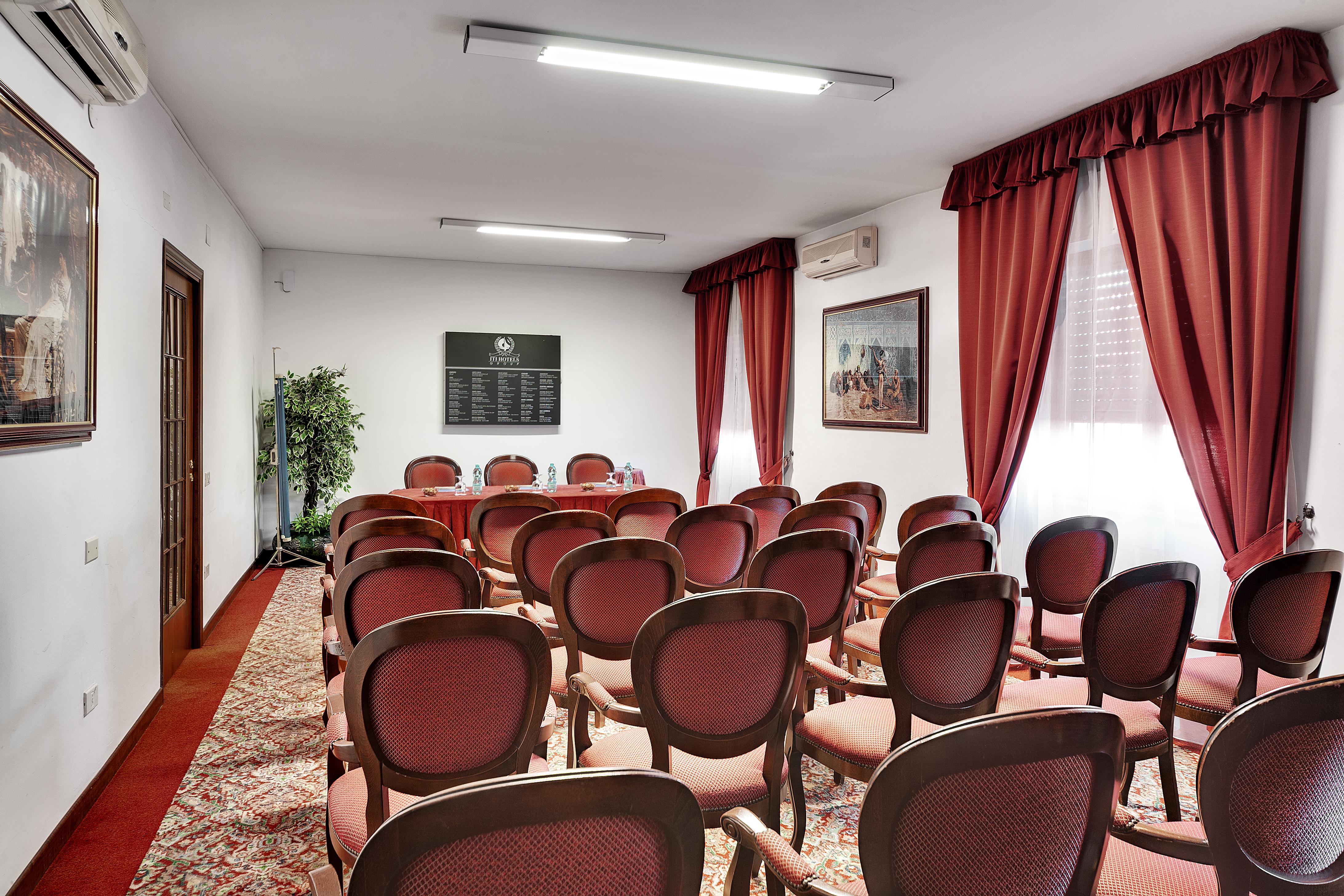 Colonna Palace Hotel Mediterraneo Olbia Exterior photo