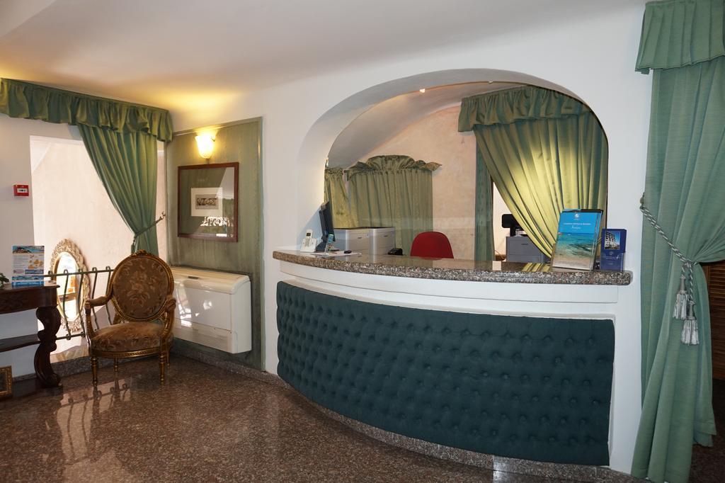 Colonna Palace Hotel Mediterraneo Olbia Exterior photo