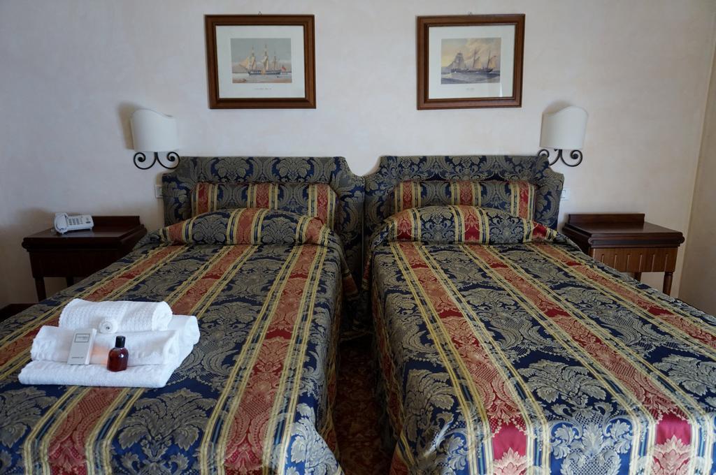 Colonna Palace Hotel Mediterraneo Olbia Exterior photo
